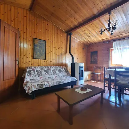 Apartament La Casa In Montagna